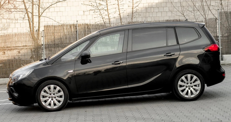 Toyota Yaris cena 59900 przebieg: 133344, rok produkcji 2021 z Puck małe 211